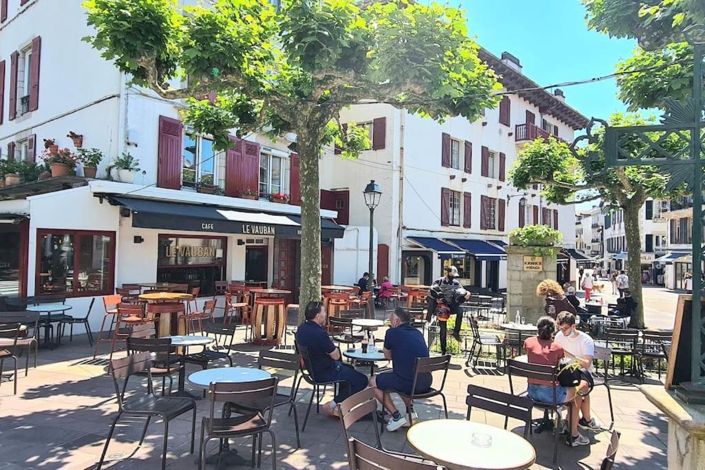 Appartement Rue Gambetta, Plage A 2 Min Saint-Jean-de-Luz Zewnętrze zdjęcie